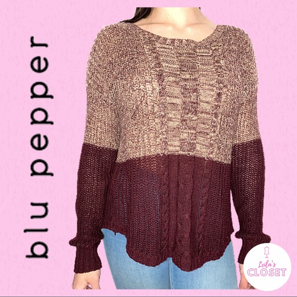 Blu pepper backless knitted sweater. - Picture 1 of 5